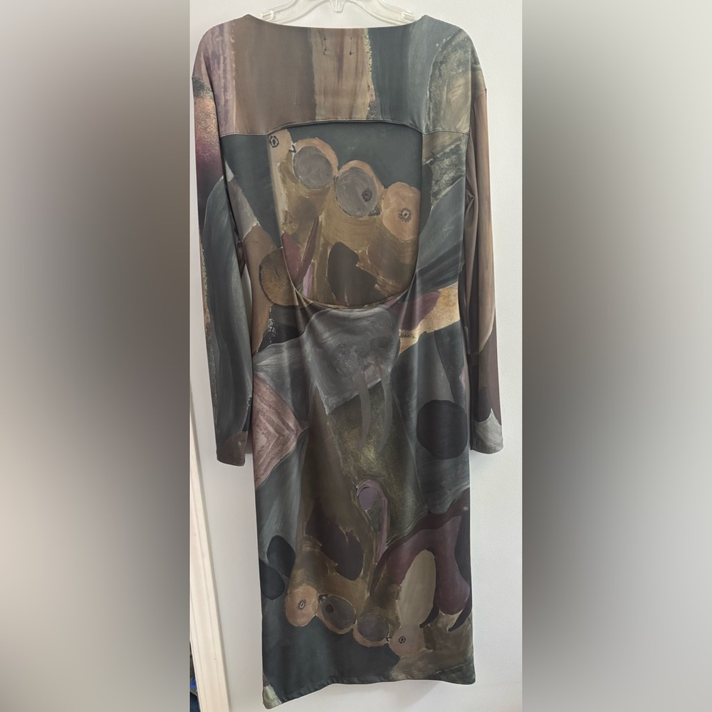 NA-KD Art Collection open back long sleeve draped dress - Picture 6 of 11